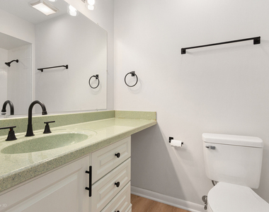 3008 Roberts Drive - Photo Thumbnail 16