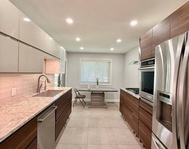 1168 Middlebury Lane - Photo Thumbnail 2