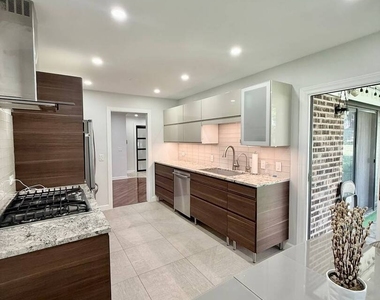 1168 Middlebury Lane - Photo Thumbnail 1