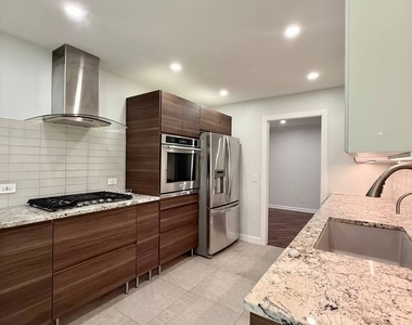 1168 Middlebury Lane - Photo Thumbnail 3