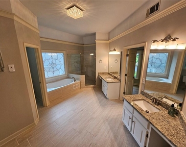 430 Eastbourne Way - Photo Thumbnail 15