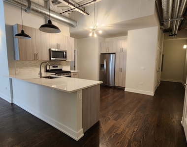 4428 N Sheridan Road - Photo Thumbnail 8