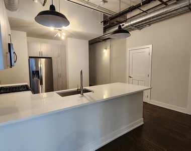 4428 N Sheridan Road - Photo Thumbnail 7