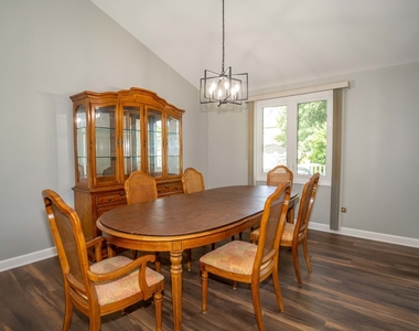16409 Winding Creek Road - Photo Thumbnail 4
