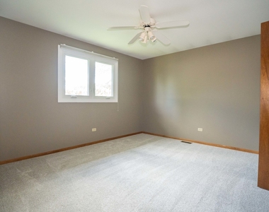 16409 Winding Creek Road - Photo Thumbnail 12