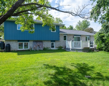 16409 Winding Creek Road - Photo Thumbnail 20
