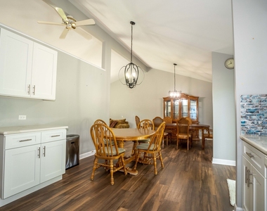 16409 Winding Creek Road - Photo Thumbnail 8