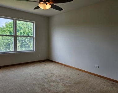 2513 Sumac Drive - Photo Thumbnail 5