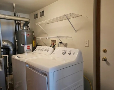 2513 Sumac Drive - Photo Thumbnail 10