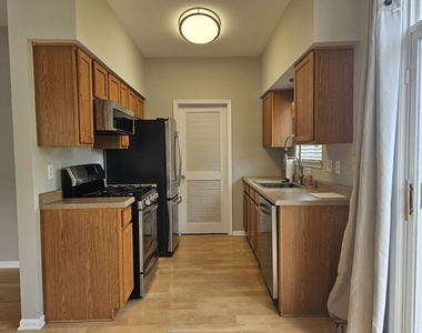 14127 Faulkner Court - Photo Thumbnail 4