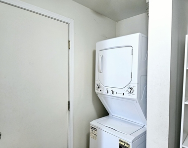 14127 Faulkner Court - Photo Thumbnail 16