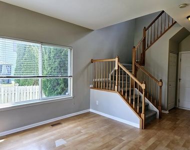 14127 Faulkner Court - Photo Thumbnail 2