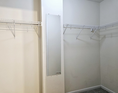 14127 Faulkner Court - Photo Thumbnail 11