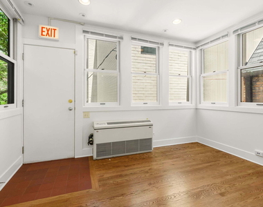 532 W Fullerton Parkway - Photo Thumbnail 10