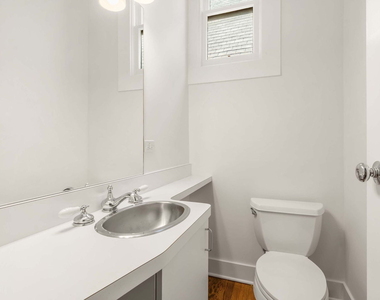 532 W Fullerton Parkway - Photo Thumbnail 13