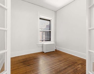 532 W Fullerton Parkway - Photo Thumbnail 6