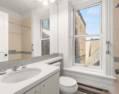 532 W Fullerton Parkway - Photo Thumbnail 17