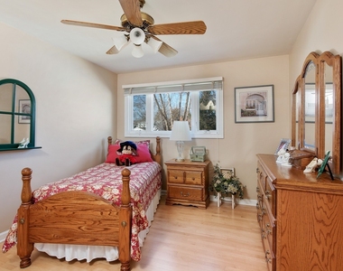 2322 Birchwood Avenue - Photo Thumbnail 10
