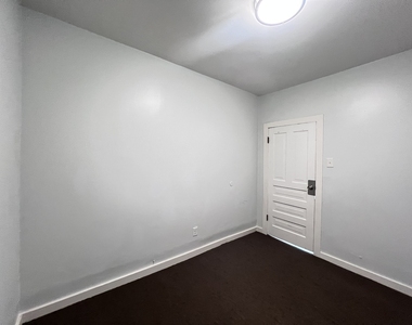 7024 S Wentworth Avenue - Photo Thumbnail 31