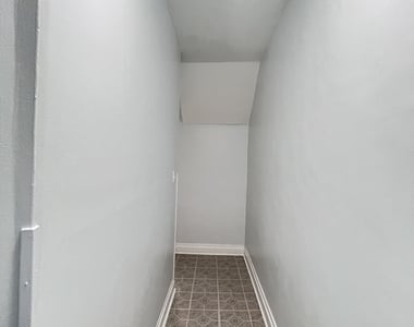 7024 S Wentworth Avenue - Photo Thumbnail 15