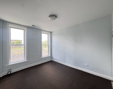 7024 S Wentworth Avenue - Photo Thumbnail 10
