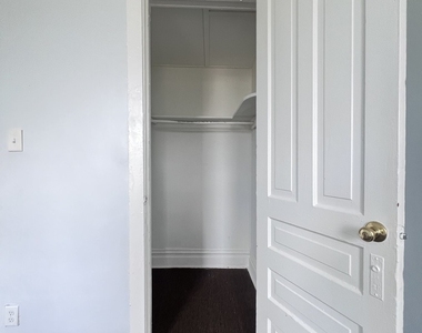 7024 S Wentworth Avenue - Photo Thumbnail 13