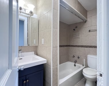 7024 S Wentworth Avenue - Photo Thumbnail 22