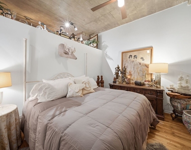 1070 W 15th Street - Photo Thumbnail 14