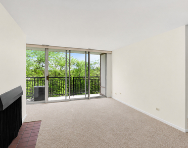 1811 Four Lakes Avenue - Photo Thumbnail 3