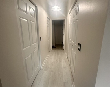 8 W Monroe Street - Photo Thumbnail 13