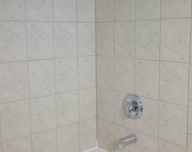 5911 W Corcoran Place - Photo Thumbnail 9