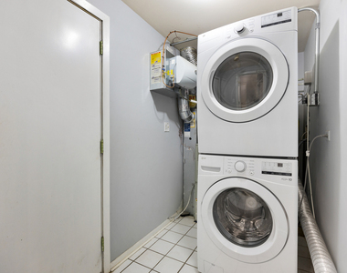 1175 Regency Drive - Photo Thumbnail 20