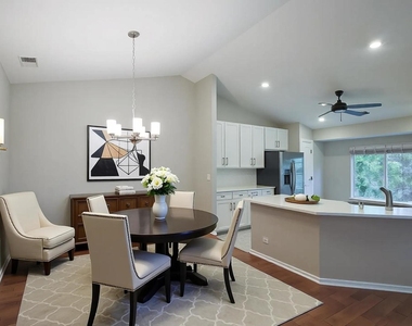 2436 Madiera Lane - Photo Thumbnail 5