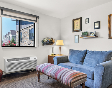 1000 Kilbery Lane - Photo Thumbnail 3