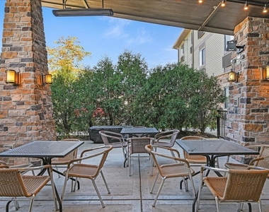 1000 Kilbery Lane - Photo Thumbnail 11