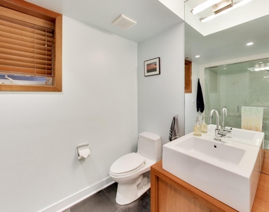 2010 W Bradley Place - Photo Thumbnail 48