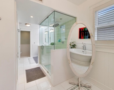 2010 W Bradley Place - Photo Thumbnail 27