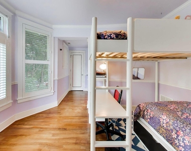 2010 W Bradley Place - Photo Thumbnail 32