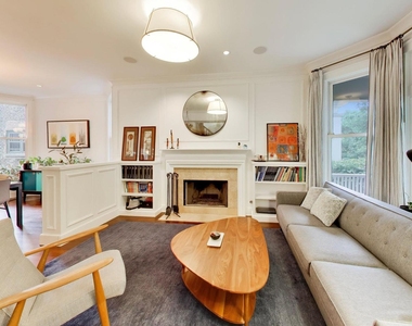 2010 W Bradley Place - Photo Thumbnail 4
