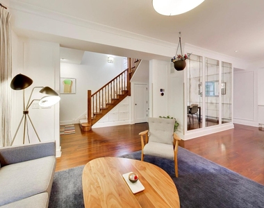 2010 W Bradley Place - Photo Thumbnail 6