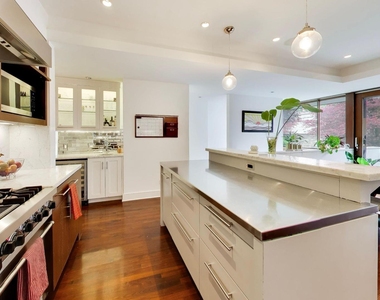 2010 W Bradley Place - Photo Thumbnail 12