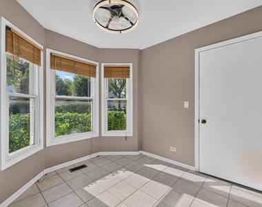 485 Nicole Drive - Photo Thumbnail 5