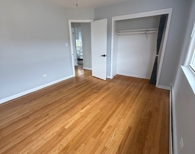 3537 S Harlem Avenue - Photo Thumbnail 12