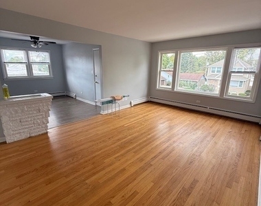 3537 S Harlem Avenue - Photo Thumbnail 7