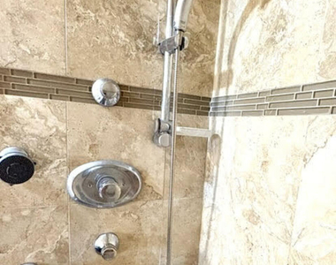 1360 N Sandburg Terrace - Photo Thumbnail 13