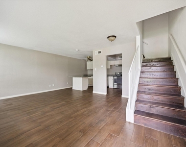 768 Memorial Mews Street - Photo Thumbnail 1