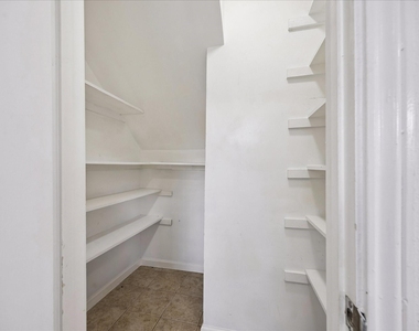 6645 Wanda Lane - Photo Thumbnail 12