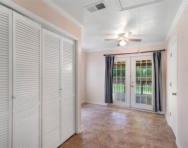 6717 Carver Avenue - Photo Thumbnail 4