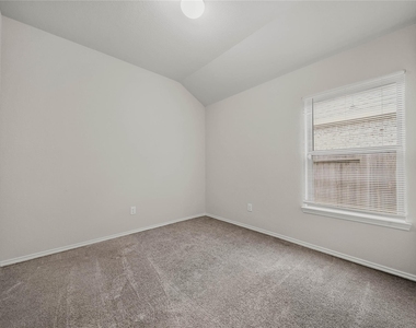 3602 Conquest Circle - Photo Thumbnail 13