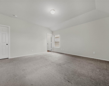 3602 Conquest Circle - Photo Thumbnail 9